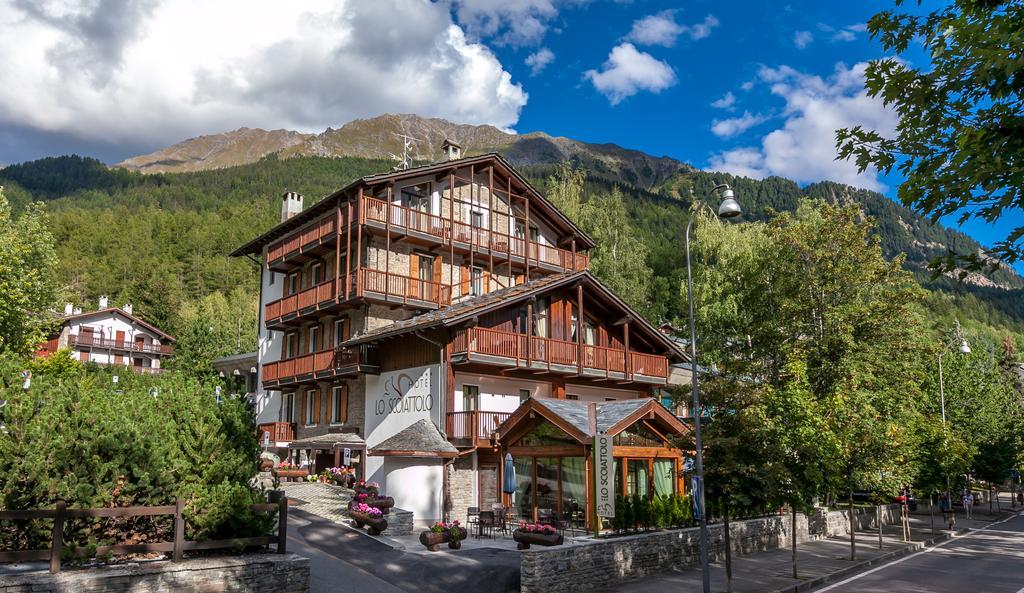 Hotel Lo Scoiattolo Courmayeur Buitenkant foto