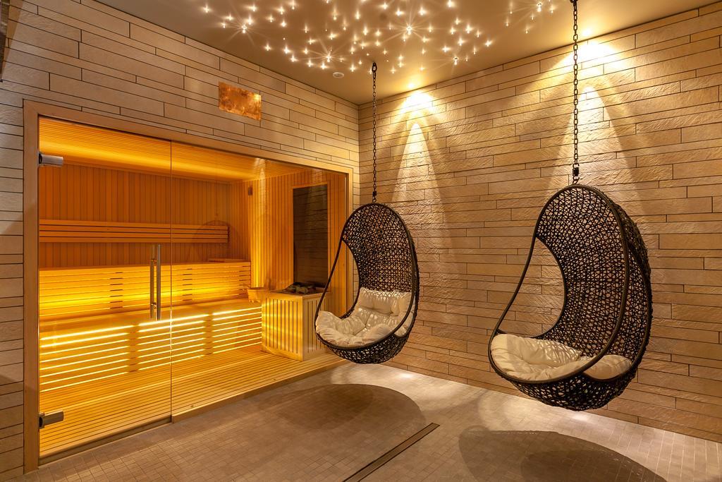 Hotel Lo Scoiattolo Courmayeur Buitenkant foto